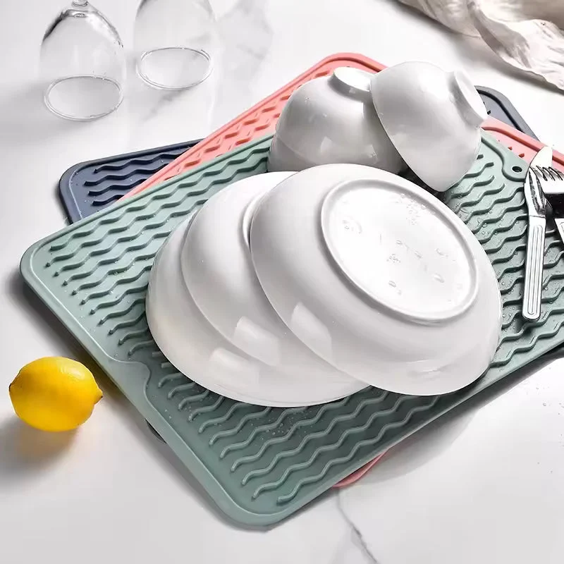 DrySafe Silicone Dish Mat By Euroselle For Heat And Water Protection On Counters
