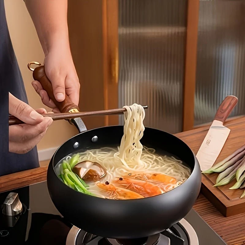 Euroselle Heavy-Duty Cast Iron Skillet With Lid For Powerful Heat Retention