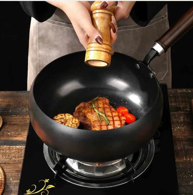Euroselle Heavy-Duty Cast Iron Skillet With Lid For Powerful Heat Retention