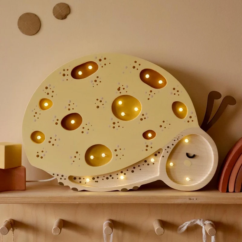 LED Nachtlicht Marienkäfer aus Holz, dimmbar