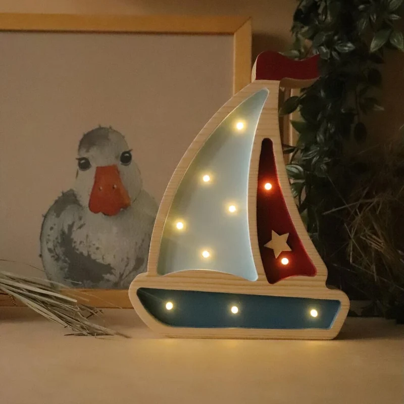 Mini LED Nachtlicht Segelboot aus Holz, dimmbar