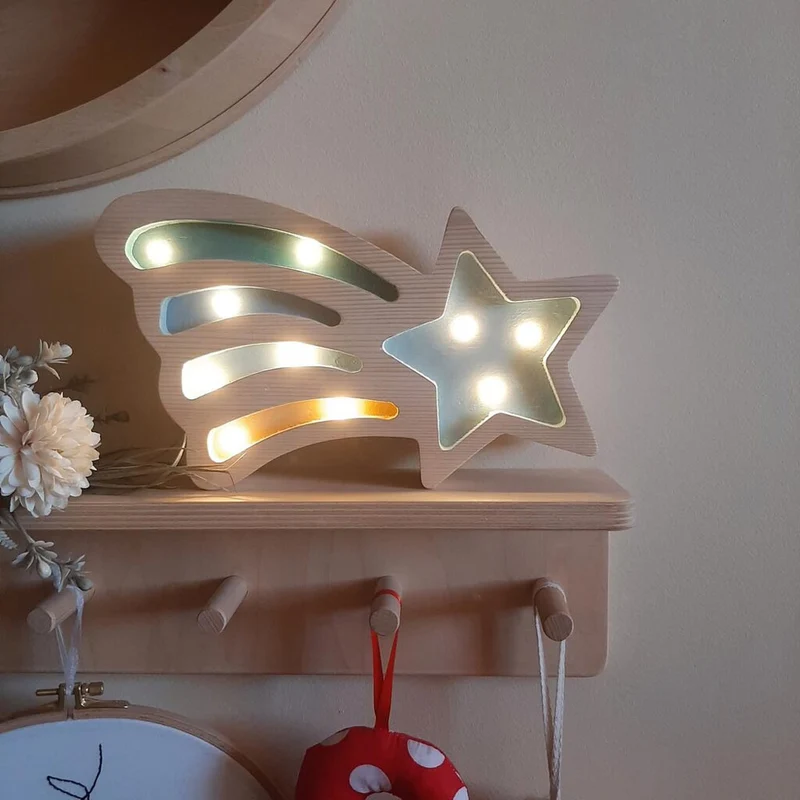 Mini LED Nachtlicht Sternschnuppe aus Holz, dimmbar