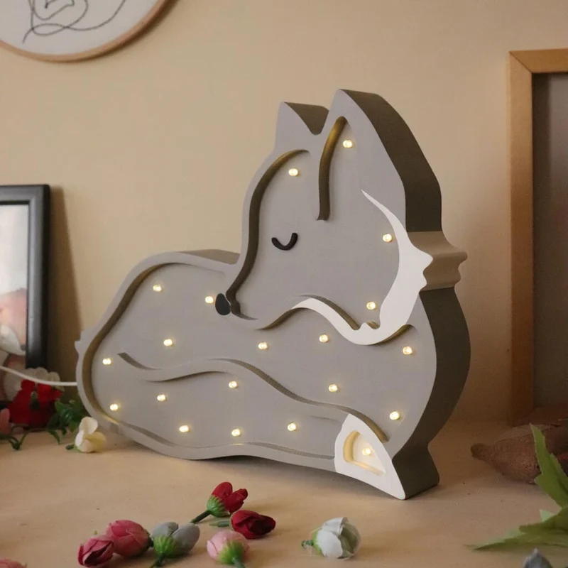 LED Nachtlicht Wolf aus Holz, dimmbar