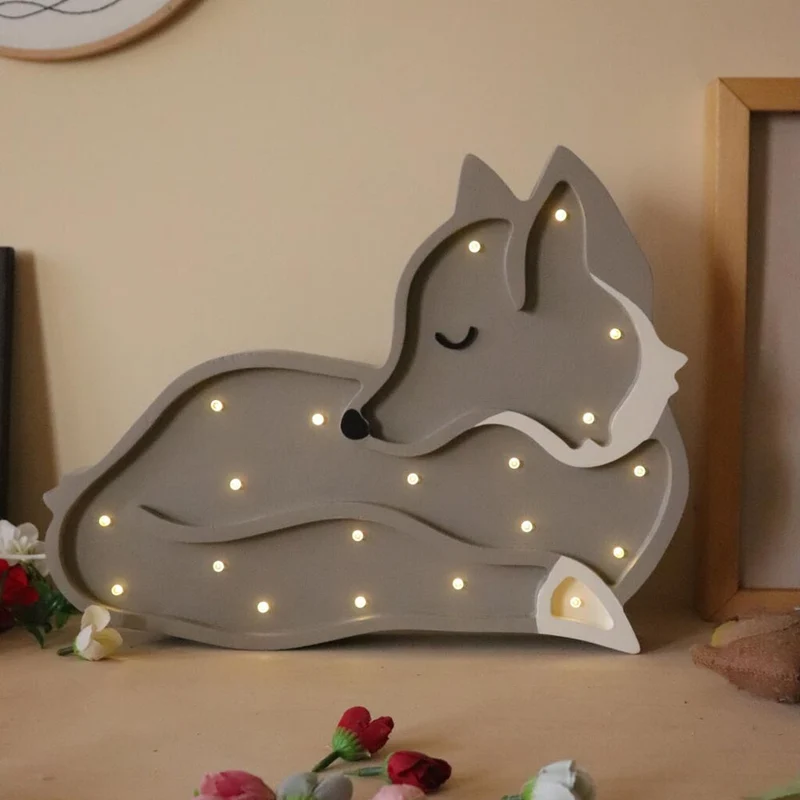 LED Nachtlicht Wolf aus Holz, dimmbar