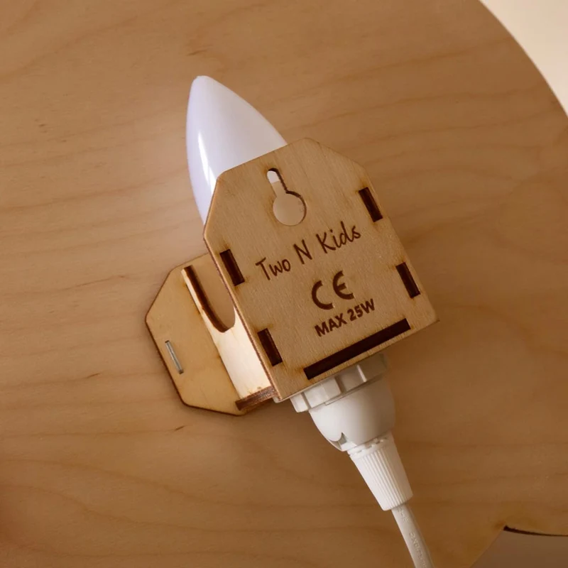 Wandlampe Gänseblümchen aus Holz