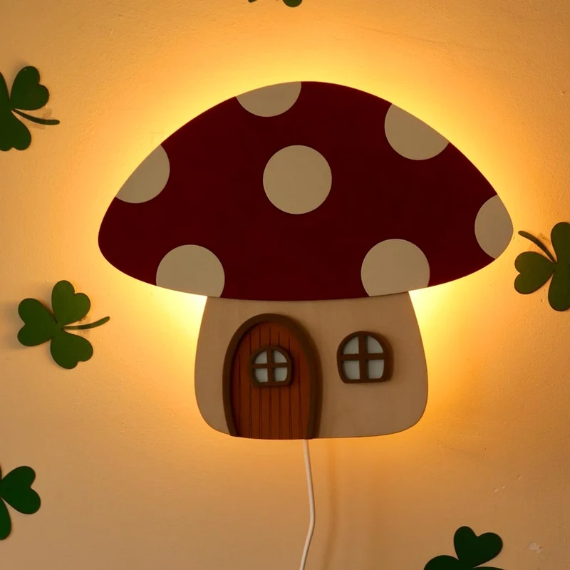 Wandlampe Fliegenpilz aus Holz