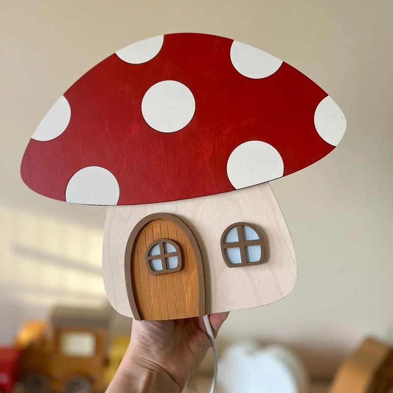 Wandlampe Fliegenpilz aus Holz