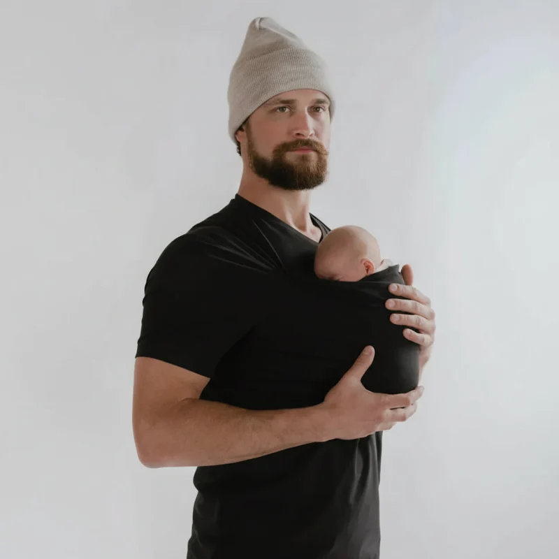 Innovative Babywearing Shirt for Effortless Parenting and Nursing - Euroselle