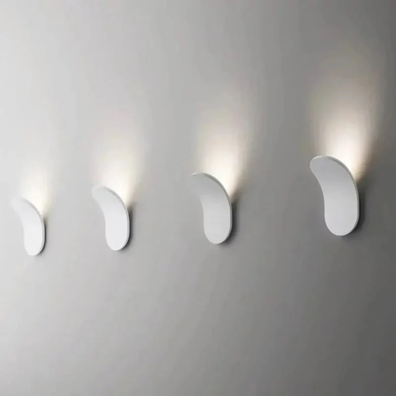 Euroselle Brushed Metal Wall Light Sleek Minimalist Ambient Fixture