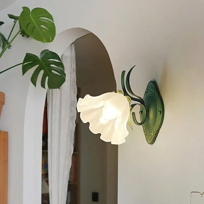 Euroselle Flower Wall Sconce, Metal And Glass, Hardwired, E27 Bulb Base