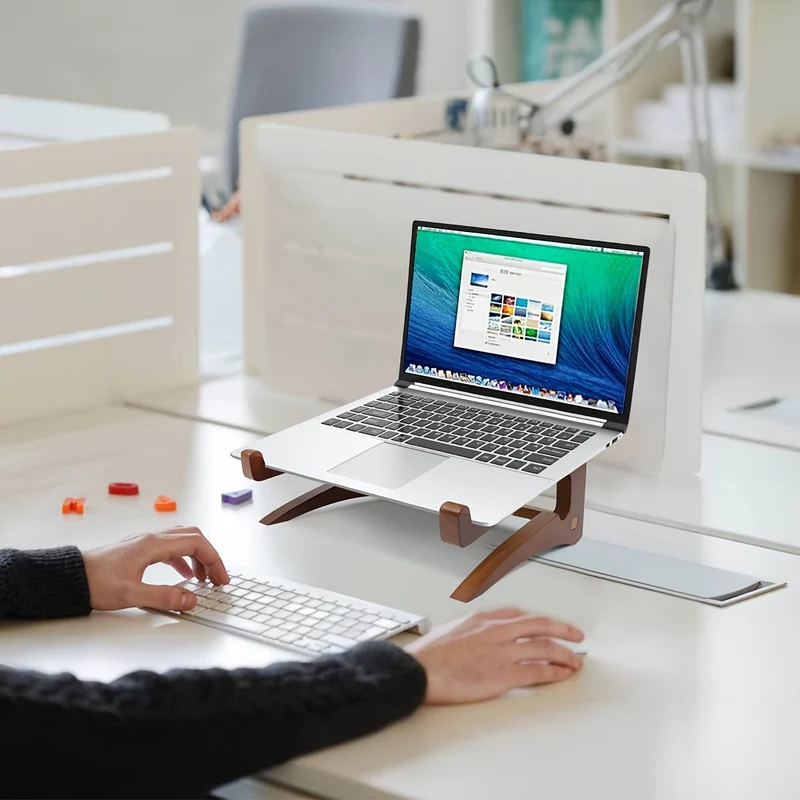 Euroselle Ergonomic Wooden Cooling Laptop Stand For Eye Level Viewing