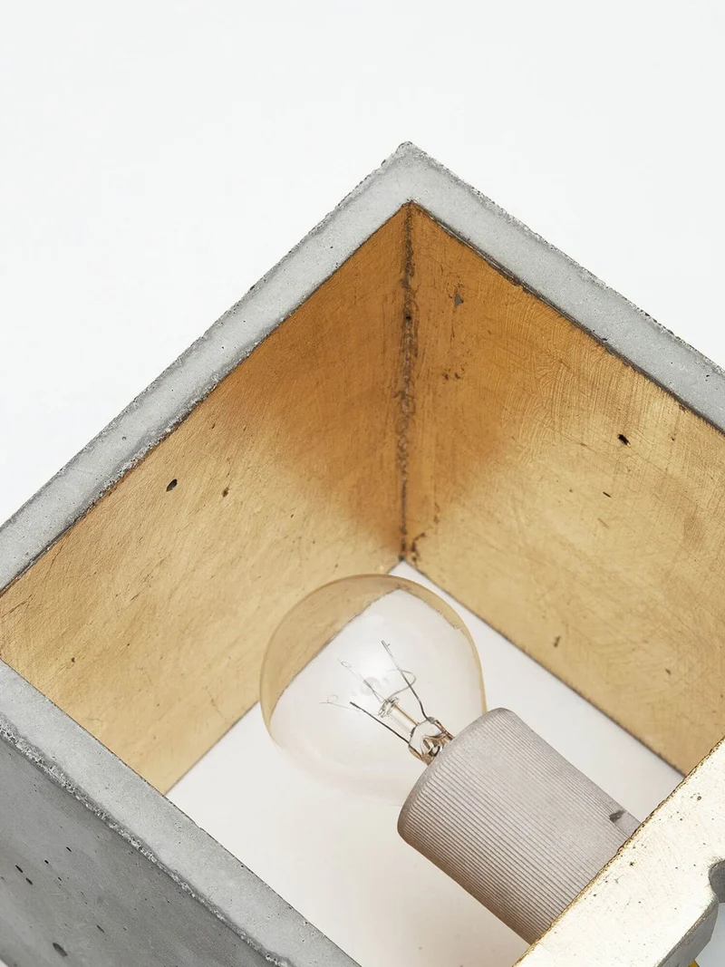 Gantlights B3 Wandlampe quadratisch Beton