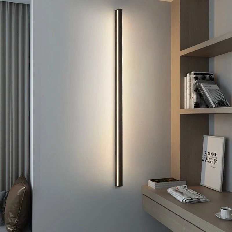 Lumera Modern Linear LED Wall Light, Horizontal Or Vertical Mount by Euroselle