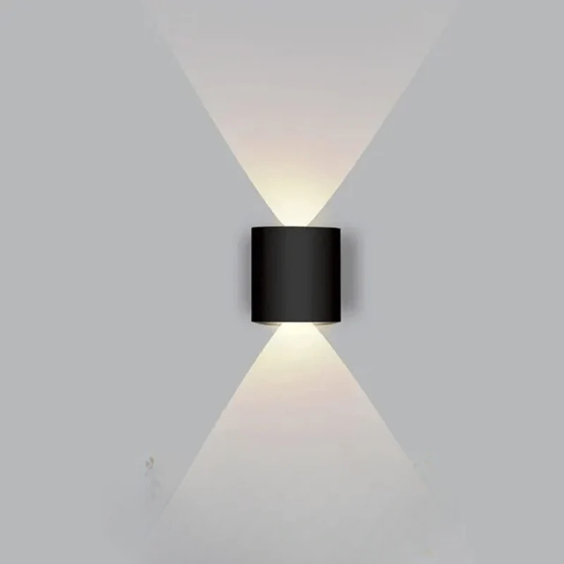 Euroselle Waterproof LED Outdoor Wall Light in Aluminium Finish Energy Efficient