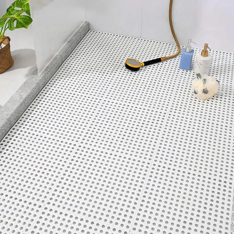 Euroselle Waterproof Non-Slip Bath Mat for Safe and Comfortable Showers