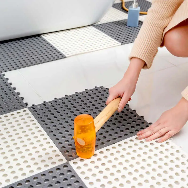 Euroselle Waterproof Non-Slip Bath Mat for Safe and Comfortable Showers