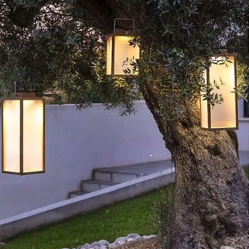 Euroselle Levi Solar Lawn Lights For Outdoor Gardens