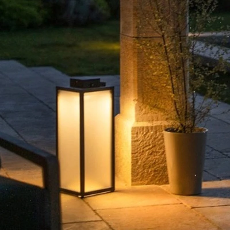 Euroselle Levi Solar Lawn Lights For Outdoor Gardens