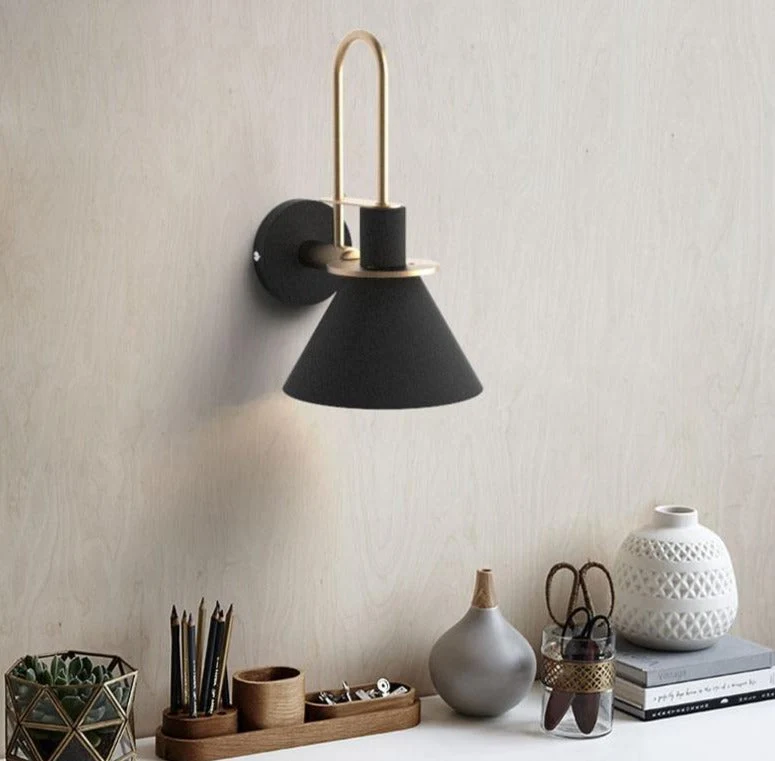 Perseus Modern Wall Sconce Euroselle Lighting Fixture