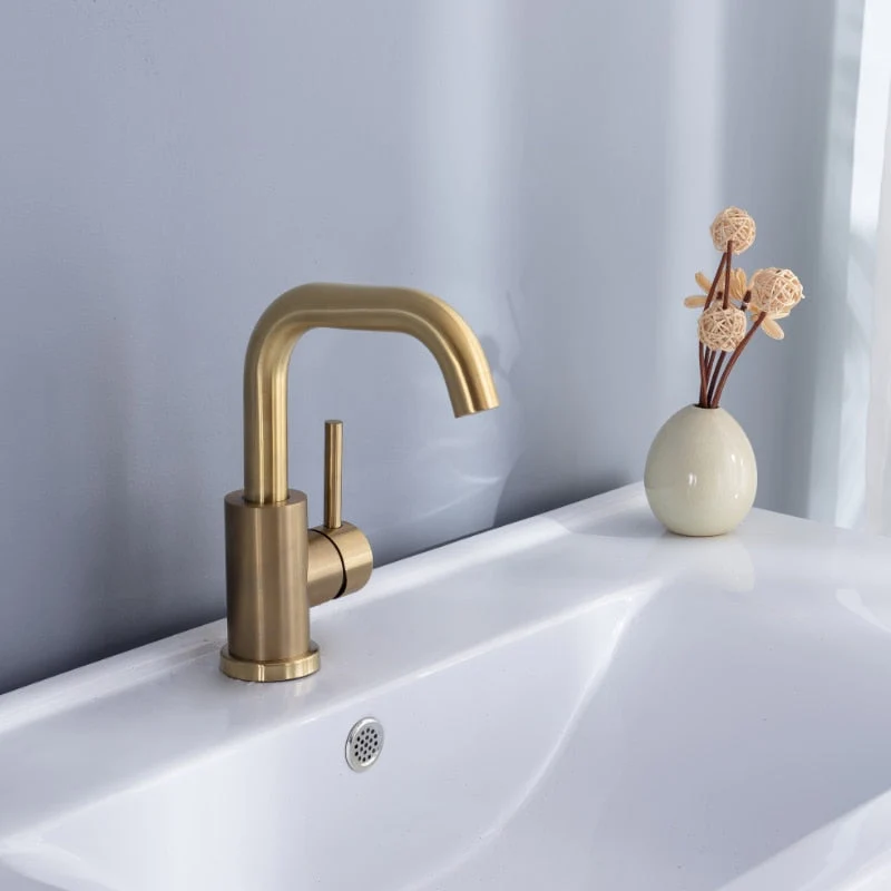 Euroselle Classic Brass Single-Handle Bathroom Faucet
