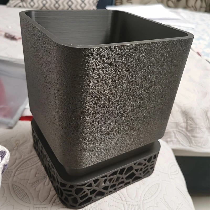 Euroselle Modern Geometric Planter With Drainage Tray For Clean Plant Display