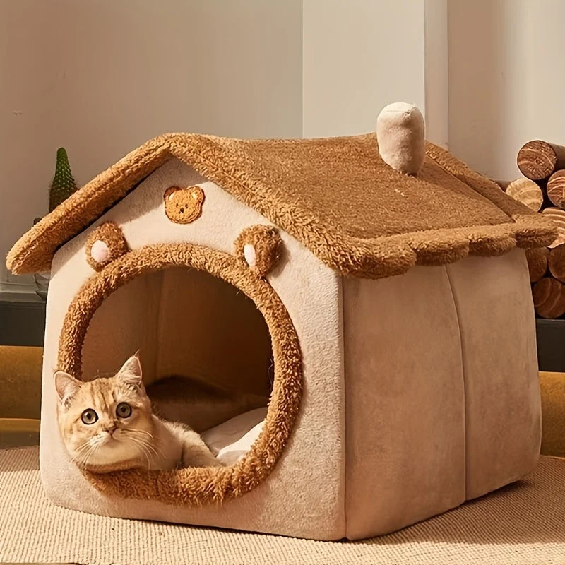 Euroselle Plush Enclosed Cat House For Winter Comfort