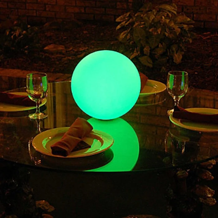 Lunar Cordless LED Indoor And Outdoor Table Light Euroselle