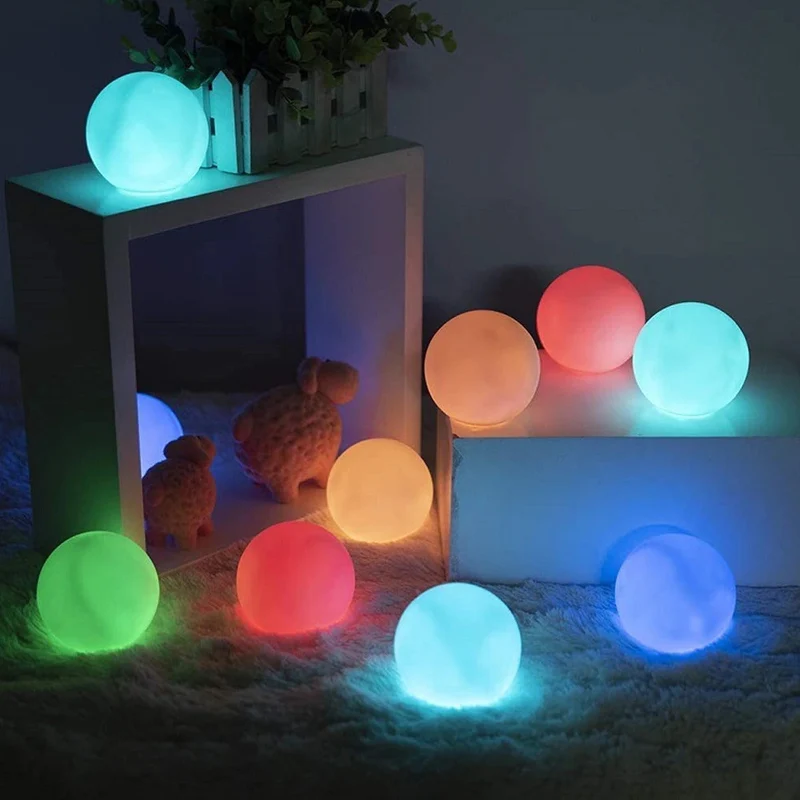 Lunar Cordless LED Indoor And Outdoor Table Light Euroselle