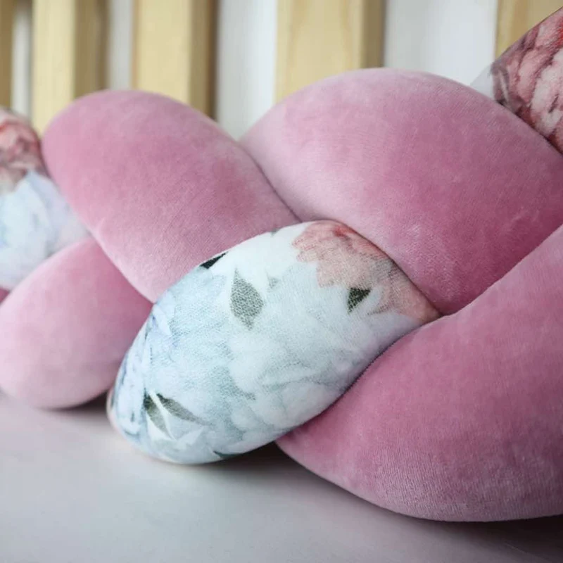 Geflochtene Bettschlange Bloomy