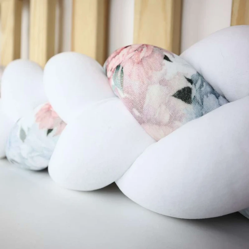 Geflochtene Bettschlange Bloomy