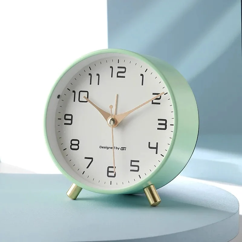 Euroselle Silent Scandinavian Table Clock For Modern Interiors