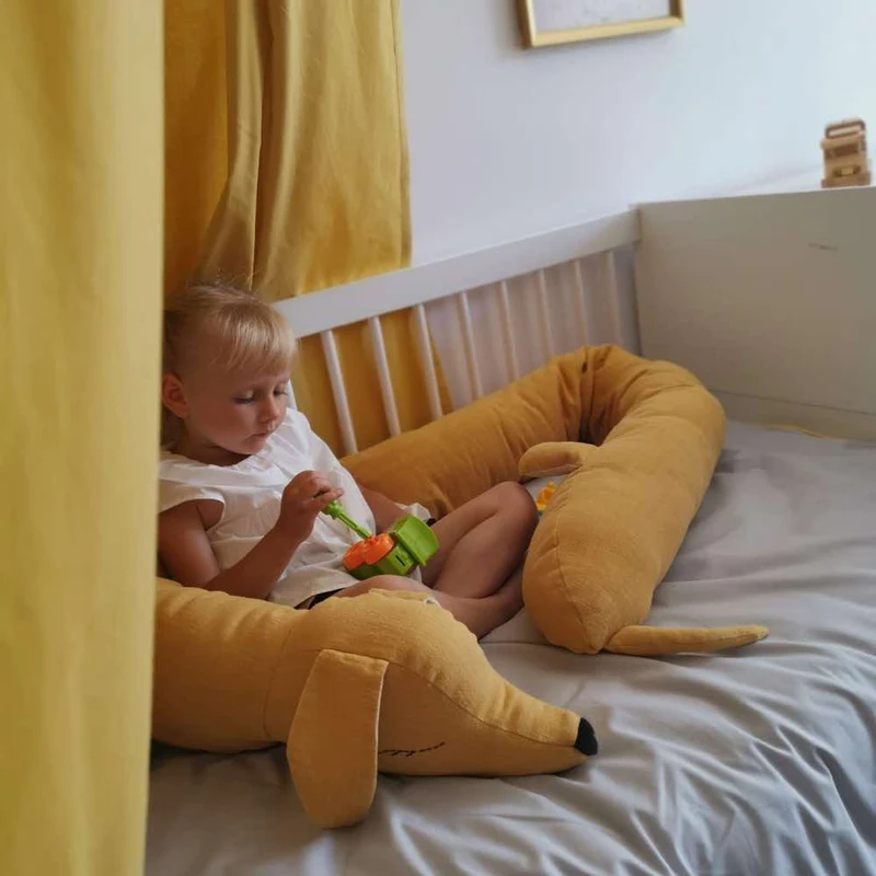 Bettschlange & Spielkissen Baja der Dackel