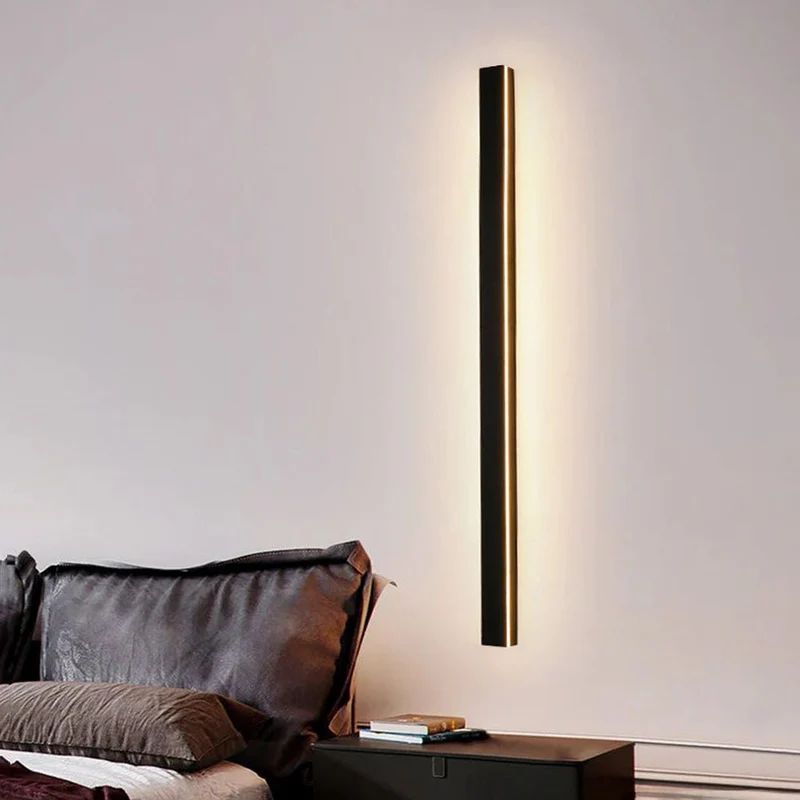 Lunera Minimalist Outdoor Wall Light Aluminum Acrylic IP65 Euroselle