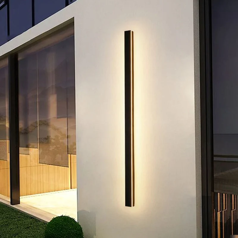 Lunera Minimalist Outdoor Wall Light Aluminum Acrylic IP65 Euroselle