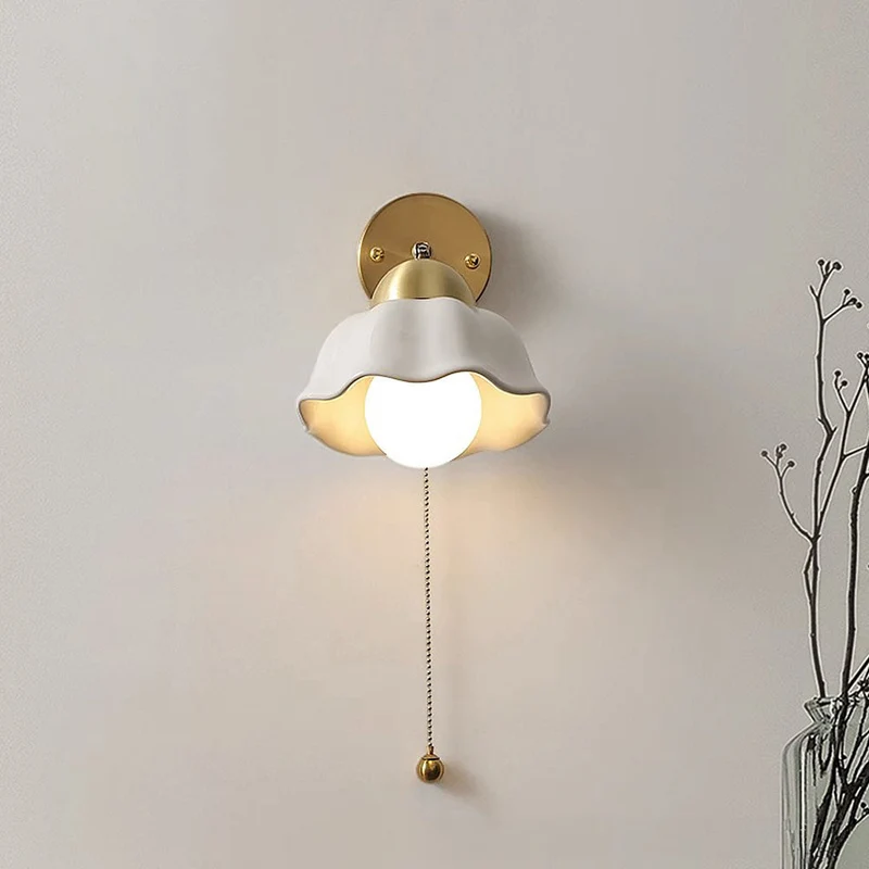Euroselle BelleFleur Retro French White Floral Wall Light