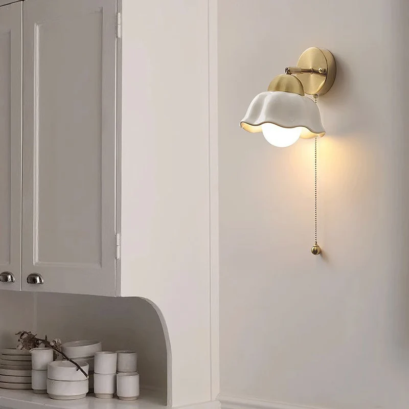 Euroselle BelleFleur Retro French White Floral Wall Light