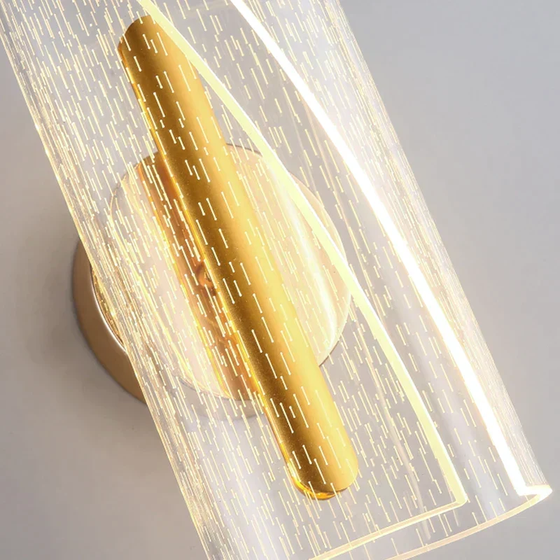 VistaNord Nordic Lustre LED Wall Light By Euroselle