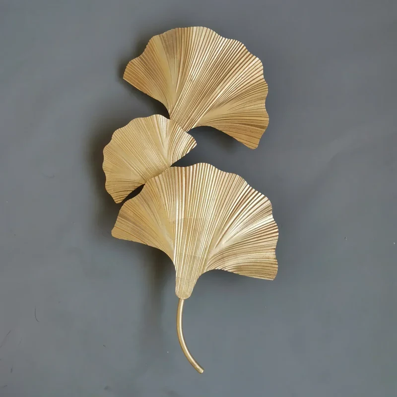 Euroselle Wild Leaf Wall Lamp With Gold Finish And Warm Radiance