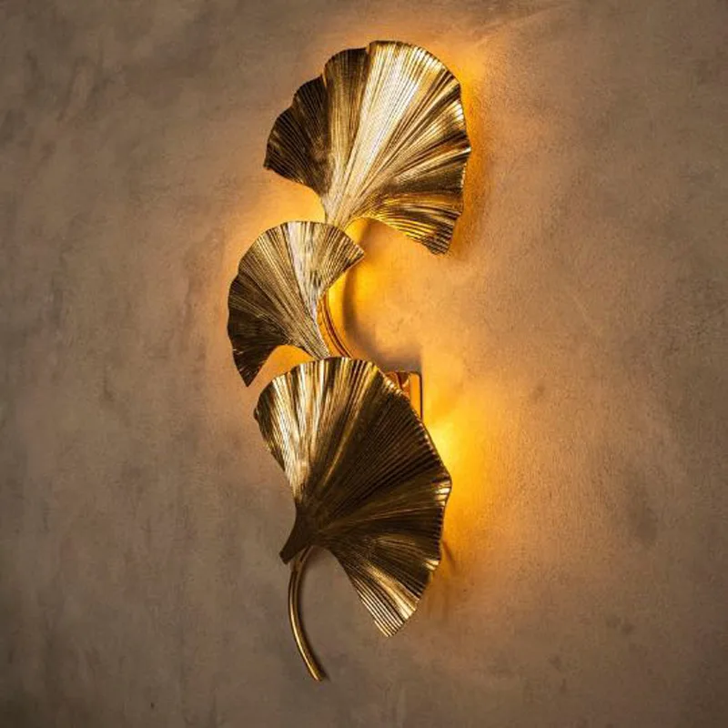 Euroselle Wild Leaf Wall Lamp With Gold Finish And Warm Radiance