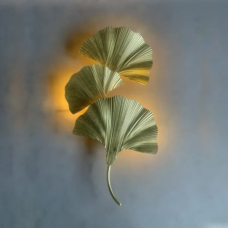 Euroselle Wild Leaf Wall Lamp With Gold Finish And Warm Radiance