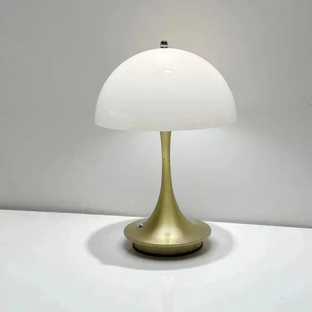 Euroselle FlexiShade Compact Portable Metal Lampshade