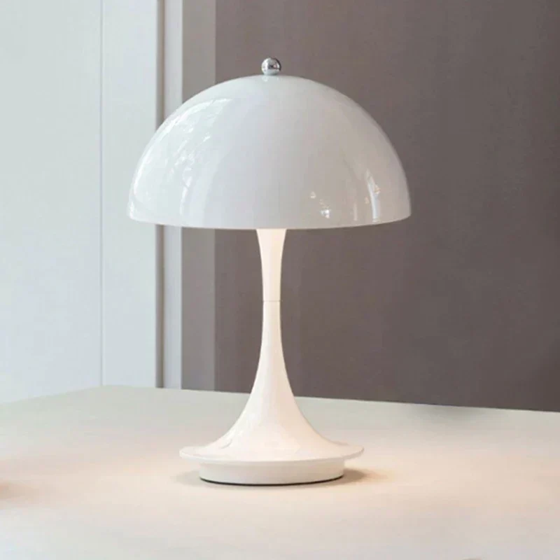 Euroselle FlexiShade Compact Portable Metal Lampshade