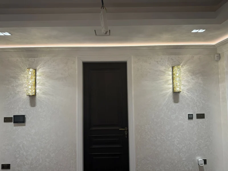 Euroselle Stafford Wall Lamp With Crystal Accents And Stainless Steel