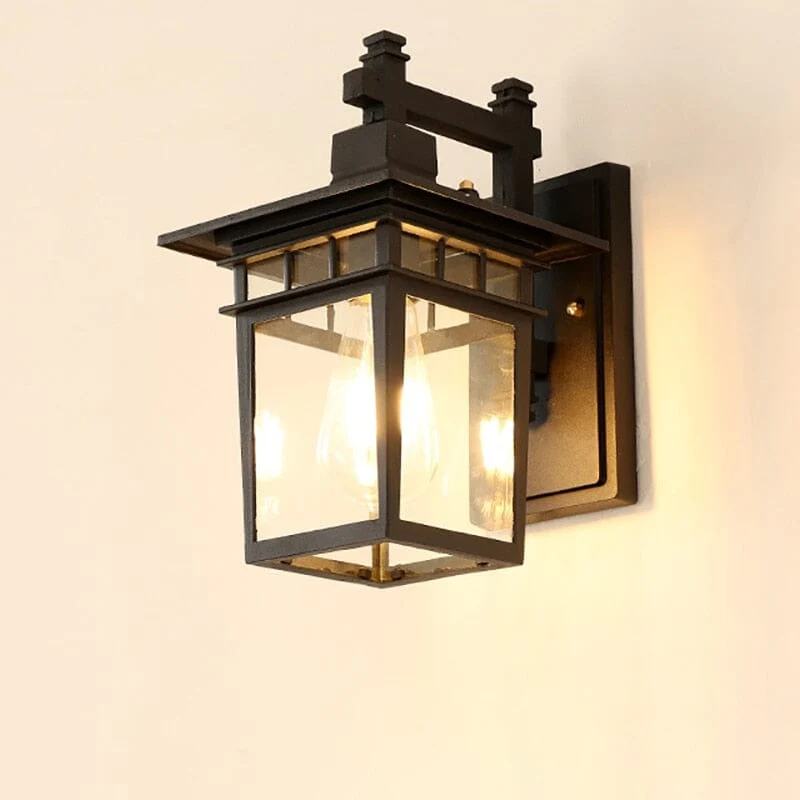 Euroselle Retro Outdoor Yates Wall Lamp Timeless Exterior Fixture