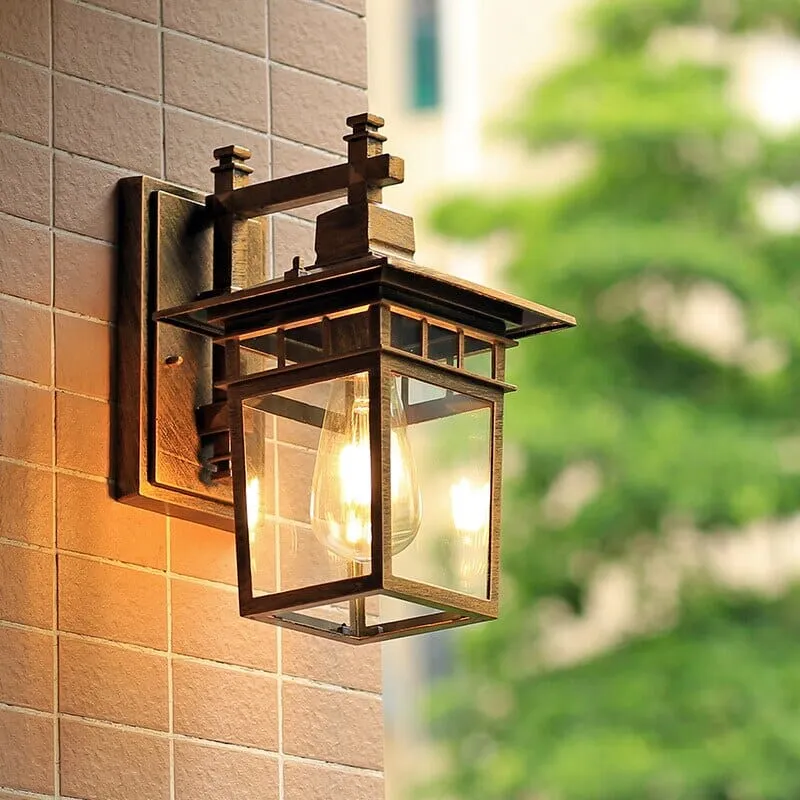 Euroselle Retro Outdoor Yates Wall Lamp Timeless Exterior Fixture