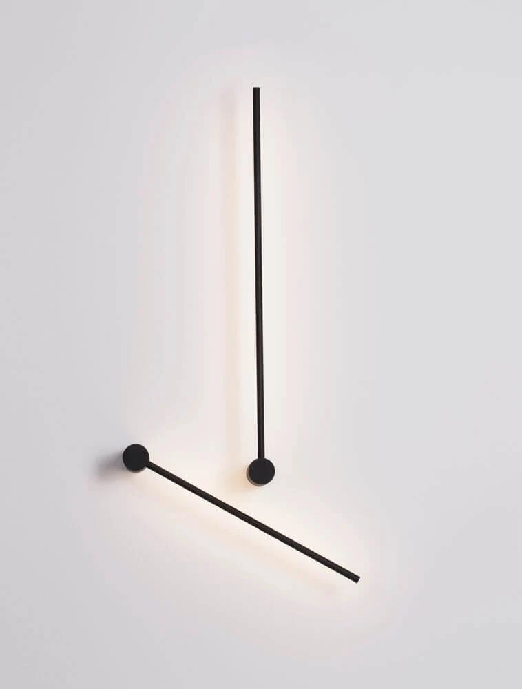 Synthesi LED Wandleuchte H 90cm 3000K