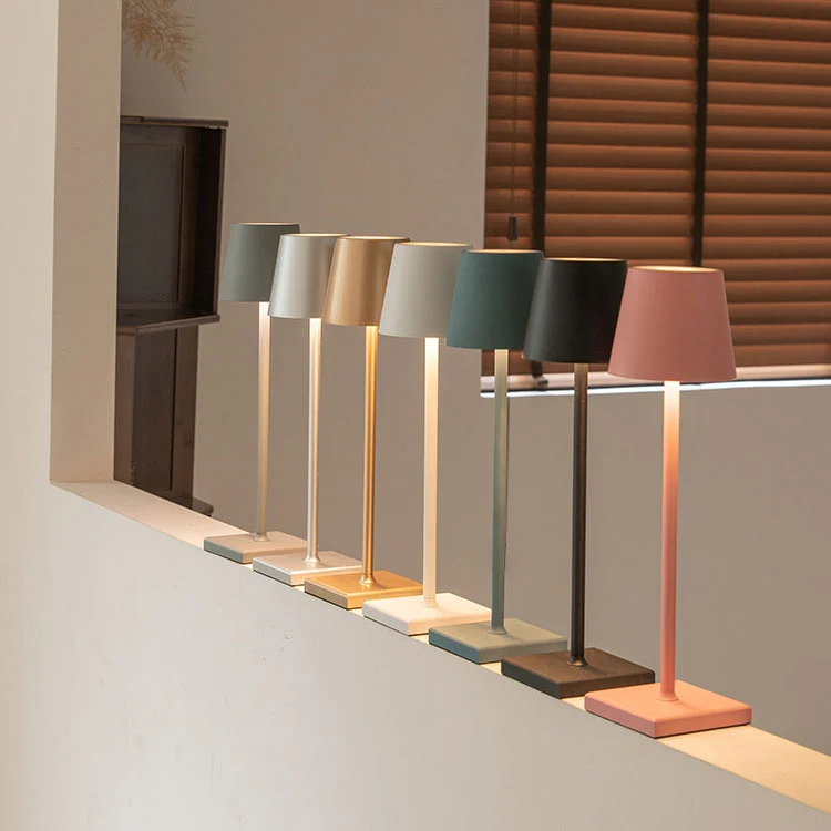 Euroselle AuraLamp Minimalist Wireless Lamp For Modern Living Spaces