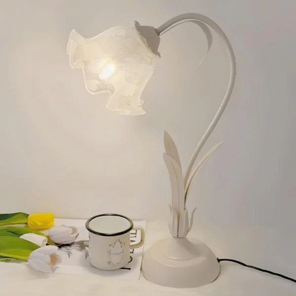 Euroselle Vintage Flower Table Lamp With Adjustable Arm