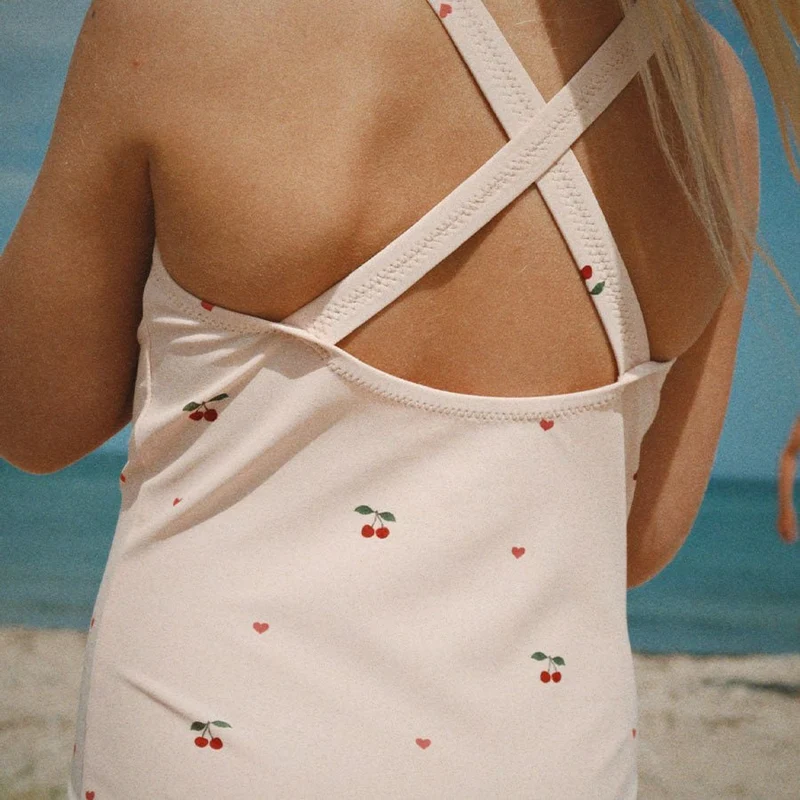 Merle Badeanzug in Cherry Coeur Rose