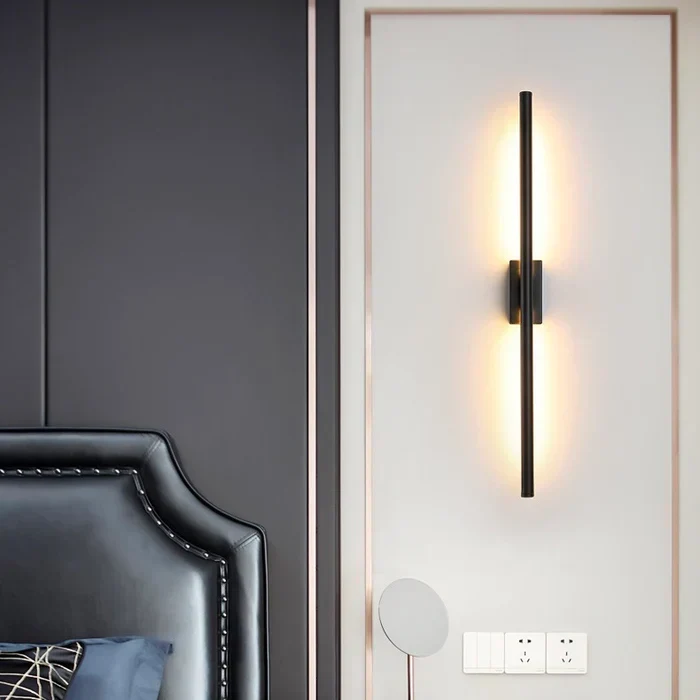 Breon Wall Lamp By Euroselle For Contemporary Home Lighting